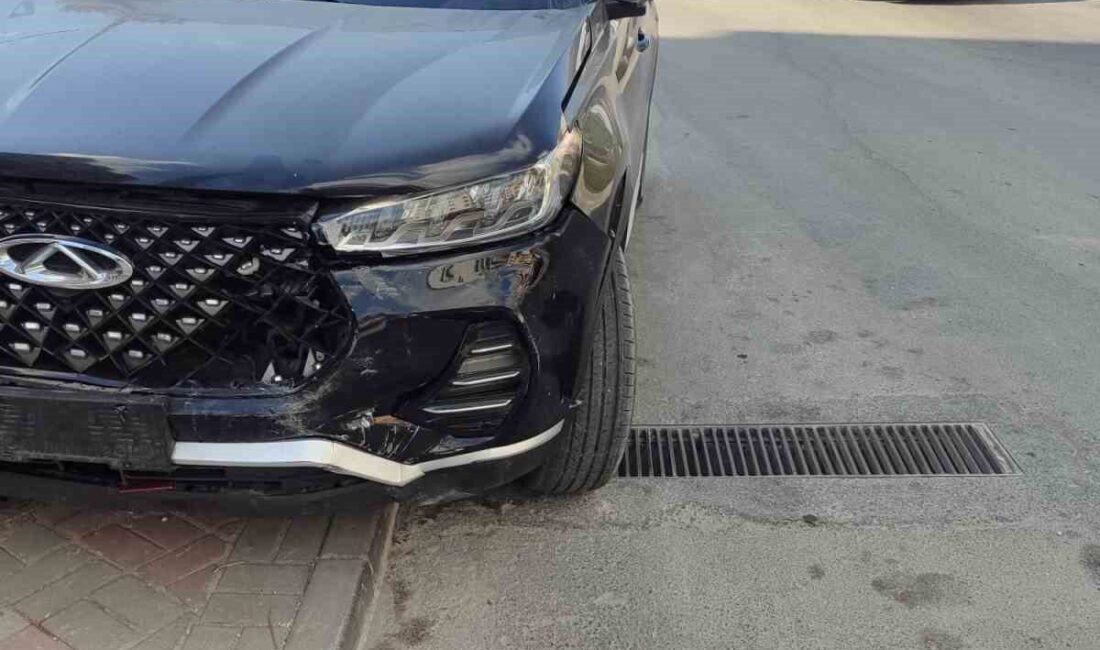 Manavgat’ta otomobiller çarpıştı: 1 yaralı Antalya’nın Manavgat ilçesinde iki otomobilin çarpışması sonucu meydana gelen trafik