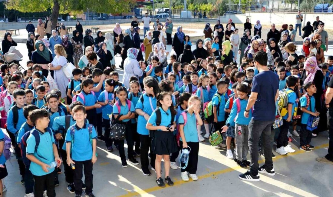 Manisa’da eğitim – öğretim yılı başladı Manisa il genelinde 271 bin 21 öğrenci için 2025-2026 Eğitim
