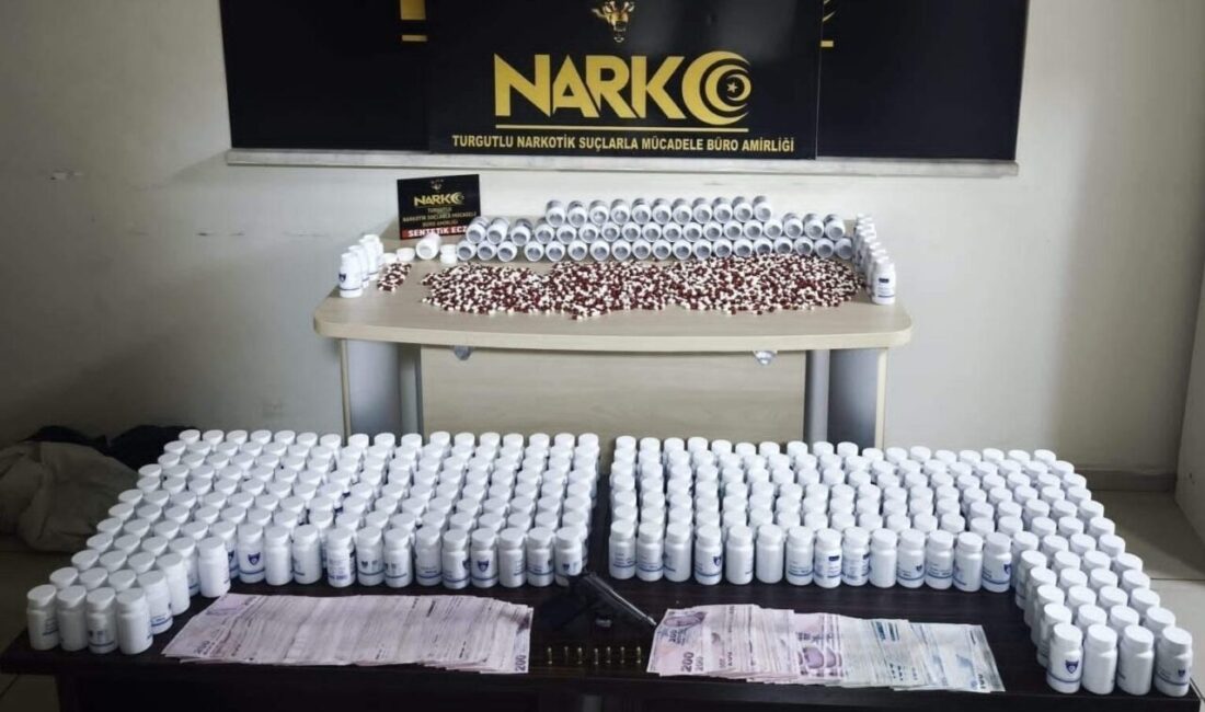 Manisa’da narkotik operasyonlarında 64 şahıs tutuklandı Manisa İl Emniyet Müdürlüğü Narkotik Suçlarla Mücadele Şube Müdürlüğü ve