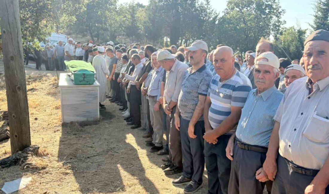 Manisa’daki kazada hayatını kaybeden genç adam toprağa verildi Manisa’nın Demirci ilçesinde 2 Eylül’de meydana gelen trafik kazasında hayatını