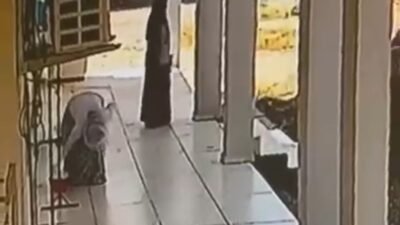 Mardin’de 3 kadının hırsızlık girişimi, girmeye çalıştıkları evin güvenlik kamerasına