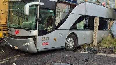Meksika’da hemzemin geçitte yolcu otobüsüne trenin çarpması sonucu ilk belirlemelere