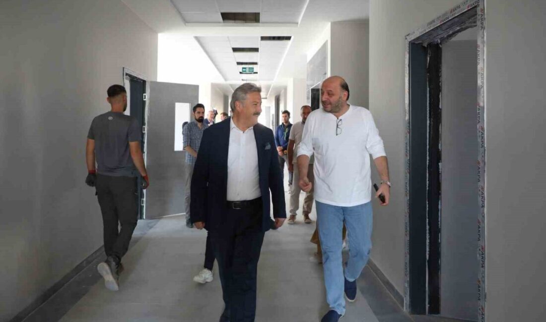 Melikgazi Belediyesi 2 okul projesi ile 3 mahalleye birden hizmet sağlayacak Eğitimde öncü tavrıyla ilçeye rekor sayıda okul kazandıran Melikgazi Belediyesi;