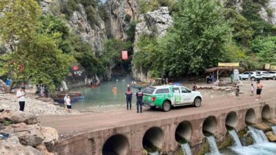 Mersin İl Jandarma Komutanlığı ekipleri, çevre, doğa ve hayvanların korunmasına
