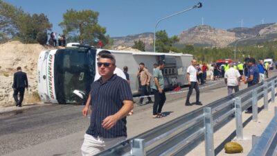 Mersin’in Mut ilçesinde meydana gelen otobüs ile tırın karıştığı kazada