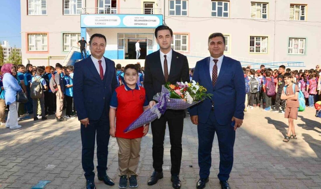 Midyat’ta ilk ders zili çaldı Mardin’in Midyat ilçesinde 2025-2026 eğitim öğretim yılı, Selahaddin Eyyubi İlk