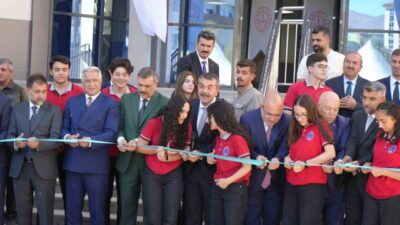 Evyap İbrahim Hakkı Fen Lisesi Milli Eğitim Bakanı Yusuf Tekin’in