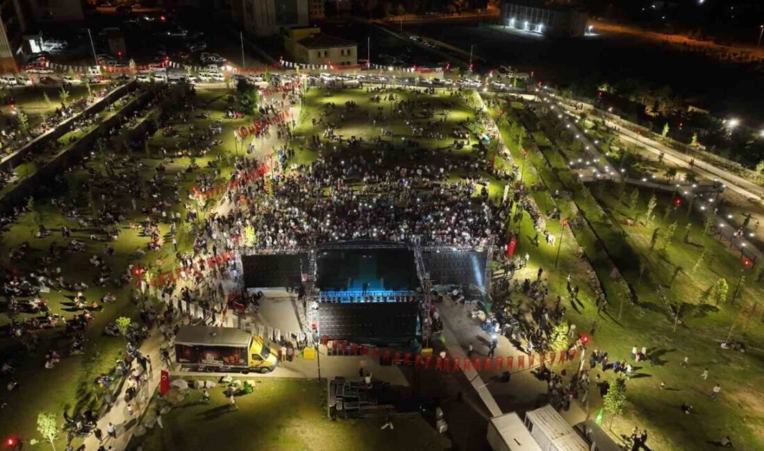 Milli heyecan Talas Millet Bahçesi’nde Talas Belediyesi, A Milli Futbol Takımı’nın bu aksam İspanya ile