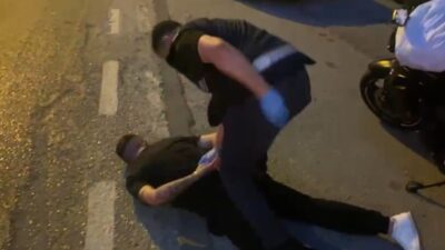 Samsun’da polis, motosikletle taşınan çarşafa sarılı uyuşturucunun ele geçirilmesiyle başlattığı