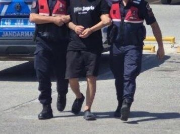 Muğla’nın Kavaklıdere ilçesinde jandarma ekiplerinin düzenlediği operasyonda, bir evde uyuşturucu