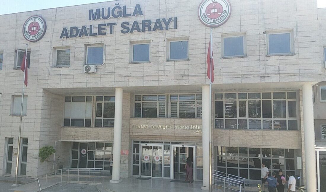 Muğla’nın Menteşe ilçesinde Belediye Başkanı Gonca Köksal Aras’ın ailesine yönelik