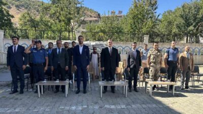 Bitlis’in Mutki ilçesinde ‘İlköğretim Haftası’ dolayısıyla tören düzenlendi. 2025-2026 eğitim-öğretim