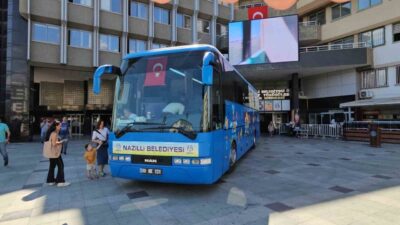 Aydın’ın Nazilli ilçesinde belediye tarafından atıl durumdan kurtarılan otobüs çocukların