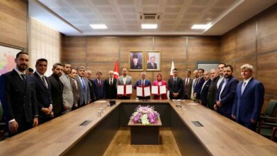 Niğde Valiliği himayesinde, Niğde Belediyesi ile Niğde İl Milli Eğitim