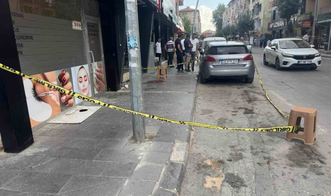 Niğde’de silahlı kavga: 1 yaralı Niğde’de aralarında husumet bulunan 2 şahıs arasında çıkan silahlı kavgada