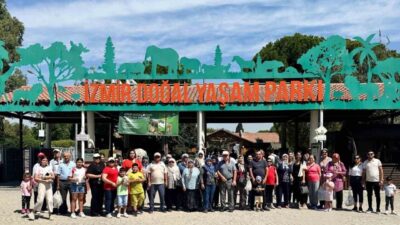 Ödemiş Karadoğan Mahallesi’ndeki yangından etkilenen başta çocuklar olmak üzere afetzedelerin