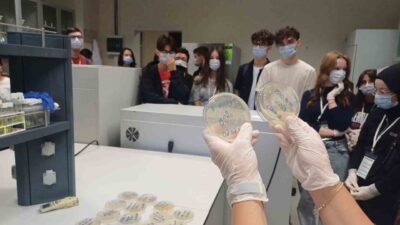 Çankırı’da, lise öğrencileri iklim değişikliğinin etkilerini matematikle hesap yaparak öğrendi.