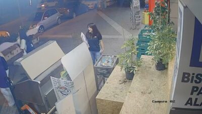 Antalya’nın Manavgat ilçesinde önüne çıkan otomobile çarpmamak için kontrolden çıkıp