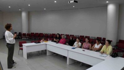 Osmangazi Belediyesi, velilerin kitaplara farklı bir gözle bakabilmesi ve çocuklarına