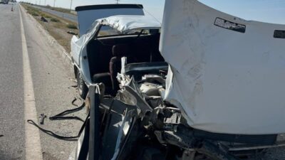 Konya’nın Karapınar ilçesinde meydana gelen trafik kazasında 2 kişi yaralandı.