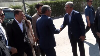 Cumhuriyet Halk Partisi (CHP) Genel Başkanı Özgür Özel, partisinin Sarıyer’deki