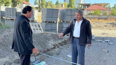 Ağrı’nın Patnos ilçesinde belediye ekipleri, imar planına dahil edilmiş bölgelerde