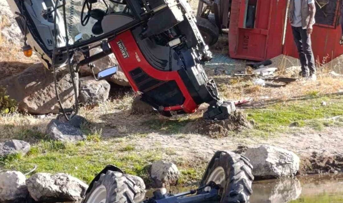 Patnos’ta traktör dereye yuvarlandı Ağrı’nın Patnos ilçesinde akşam saatlerinde meydana gelen kazada arpa yüklü
