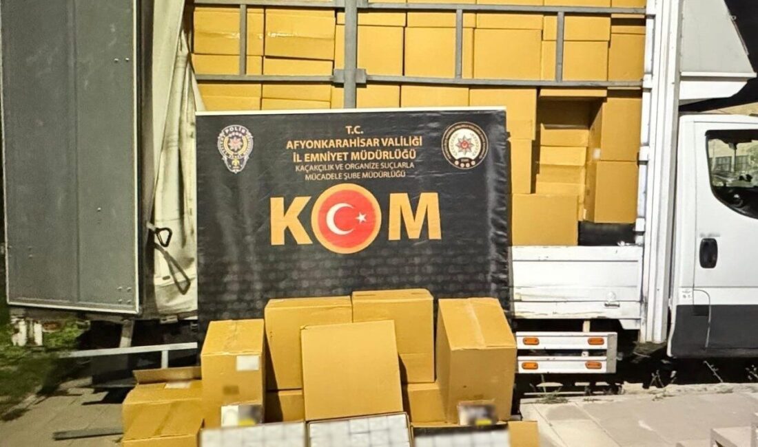 Polis 3 milyon 350 bin adet sahte bandrollü makaron ele geçirdi Afyonkarahisar’da polis tarafından gerçekleştirilen operasyonda 3 milyon 350 bin adet