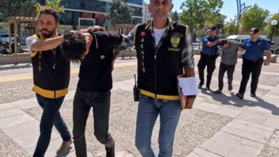 Aksaray’da 2’si polis 4 kişinin yaralandığı kavgada polis memurlarına tekme,