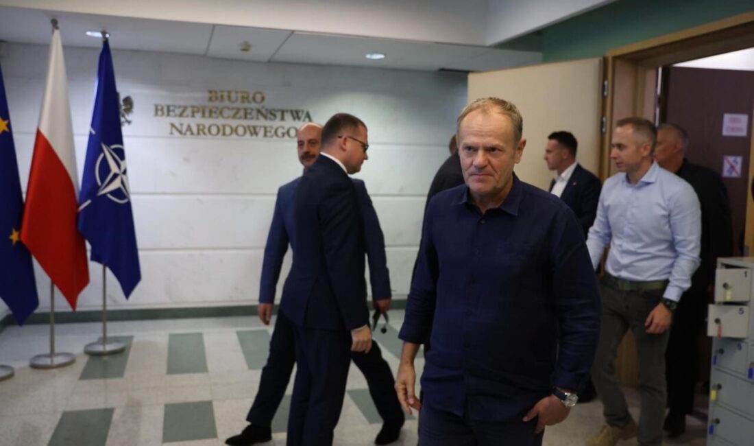 Polonya Başbakanı Donald Tusk, NATO ülkesi toprakları üzerinde ilk kez