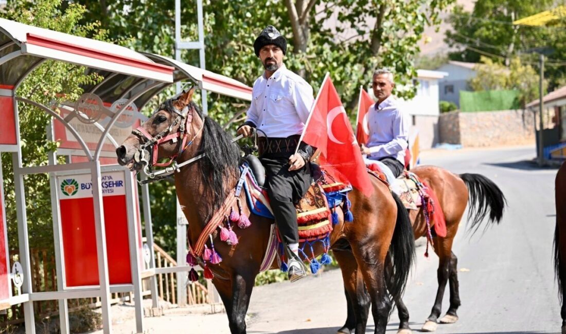 Rahvan At Yarışında birincilik Malatya’nın oldu Malatya’da Yeşilyurt Belediye Başkanı Prof. Dr. İlhan Geçit, Gaziantep’in Aktoprak
