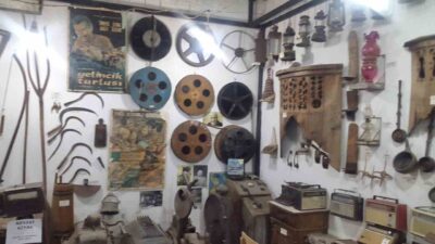 Sarıgöl Kültür ve Tabiat Varlıklarını Koruma Derneği (SADER) bünyesinde faaliyet