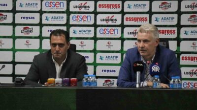 SAKARYA (İHA) – İrfan buz ile yollarını ayıran Sakaryaspor, teknik