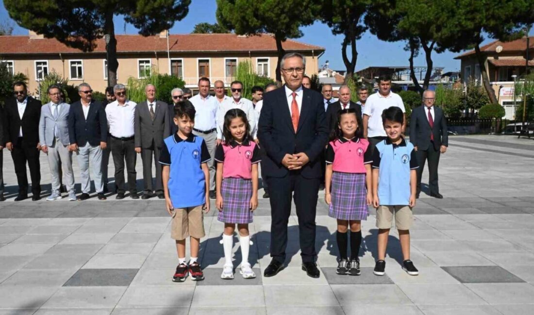 Salihli’de İlköğretim Haftası kutlandı Manisa’nın Salihli ilçesinde İlköğretim Haftası, İsmail Bali İlkokulunda düzenlenen törenle