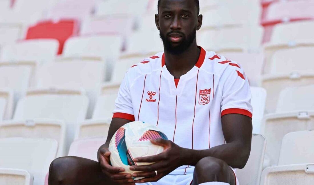Samba Camara, Sivasspor’a veda etti Özbelsan Sivasspor’da sözleşmesi sona eren ve takımdan ayrılan Samba Camara,