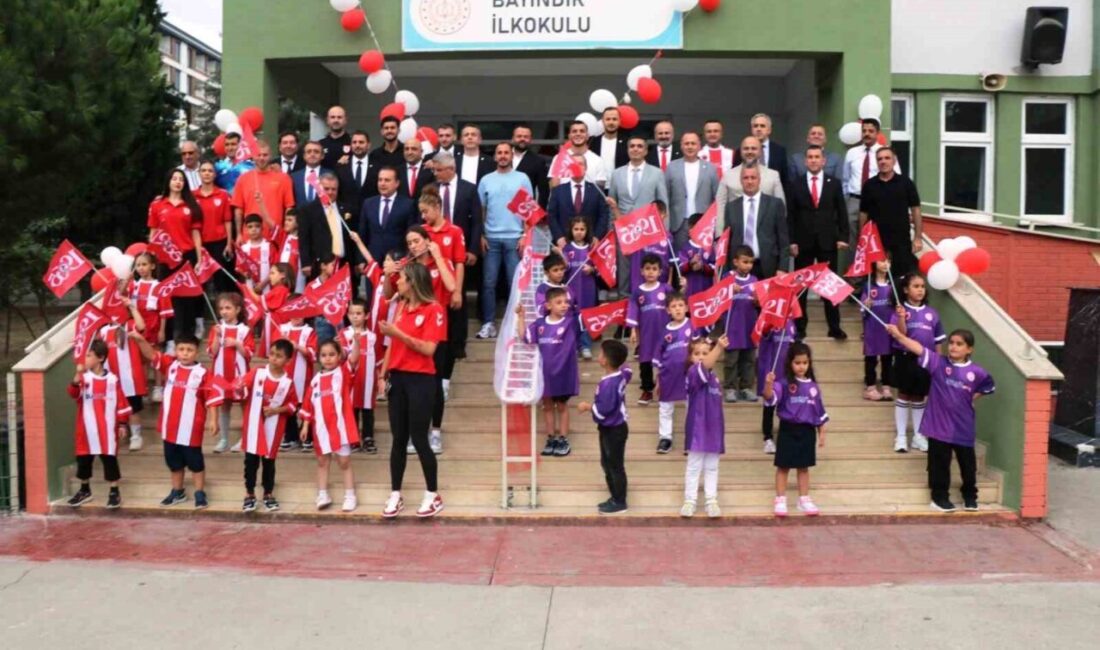 Samsunspor Kulübü’nün “Bu Şehrin Çocukları Samsunsporludur” temasıyla düzenlediği organizasyon kapsamında,