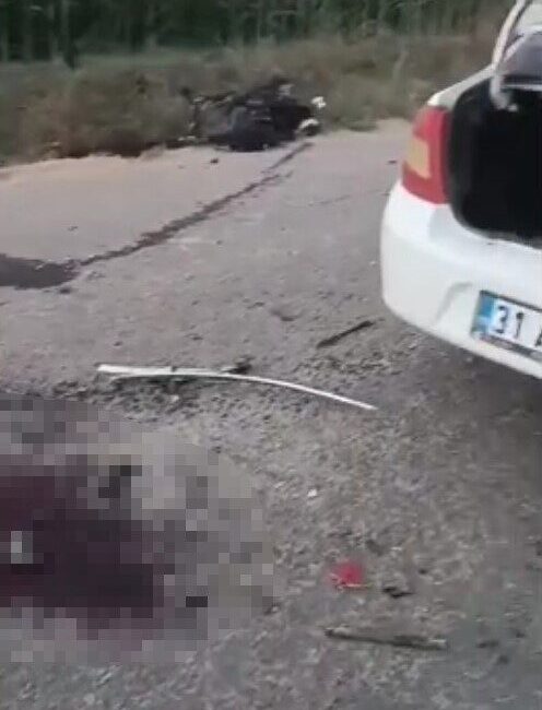 Şanlıurfa’da otomobil ile motosiklet çarpıştı: 14 yaşındaki çocuk sürücü öldü Şanlıurfa’nın Akçakale ilçesinde otomobil ile motosikletin çarpışması sonucu 14 yaşındaki