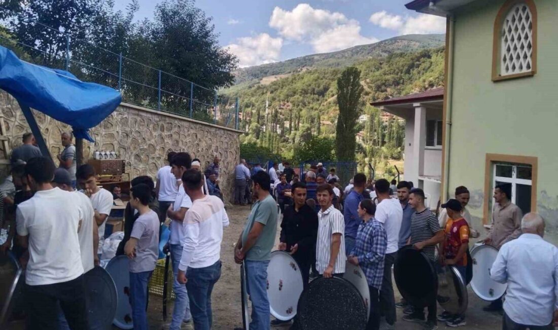 Sarıdibek Mahallesi’nde Mevlid-i Nebi coşkusu Samsun’un Vezirköprü ilçesine bağlı Sarıdibek Mahallesi, Mevlid-i Nebi Haftası’nı manevi