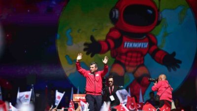 TEKNOFEST Yönetim Kurulu Başkanı Selçuk Bayraktar, Gazze’de yaşanan insanlık dramına