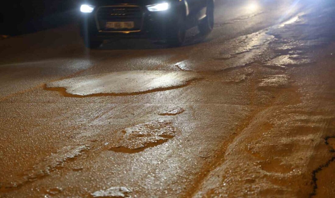 Hatay’da seyir halindeyken yola beton döken mikser sürücüsüne diğer araçların