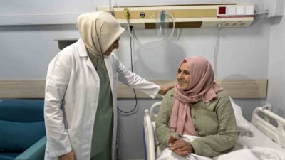 Düzce’de yaşayan uzun yıllardır astım tedavisi gören kadın, hastalığına bağladığı