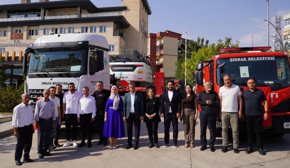 Şırnak Belediyesi filosuna 4 yeni araç ekledi Şırnak Belediyesi hizmet kapasitesini artırmak ve vatandaşlara daha hızlı, etkin