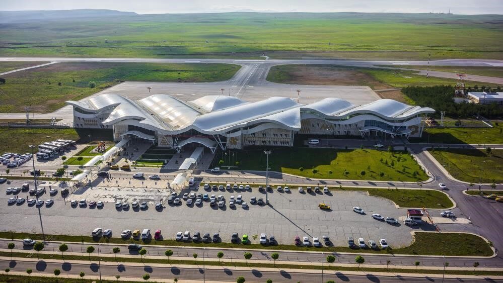Sivas Nuri Demirağ Havalimanı’nı 8 ayda 350 bine yakın kişi kullandı Ulaştırma ve Altyapı Bakanlığı Devlet Hava Meydanları İşletmesi (DHMİ) Genel