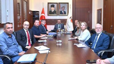 Eskişehir’de Vali Hüseyin Aksoy başkanlığında toplanan komisyon, sokak hayvanlarının refahı