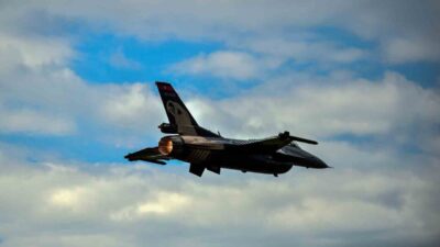 Hava Kuvvetleri Komutanlığı F-16 gösteri ekibi SOLOTÜRK, TEKNOFEST İstanbul kapsamında