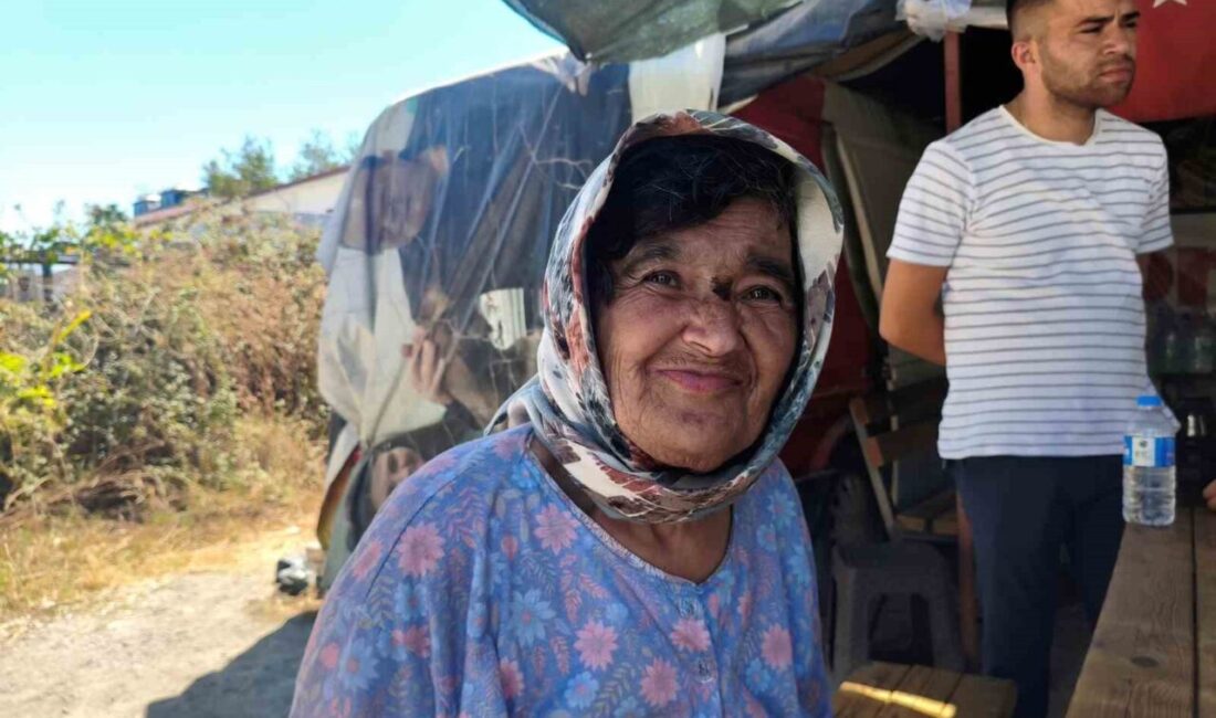 Antalya’da halk otobüsü sürücüsü aracına yolcu olarak binen yaşlı kadının