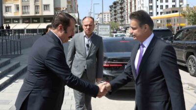 Irak Kürdistan Bölgesel Yönetimi Soran Valisi Halgord Şeyh Necib ve