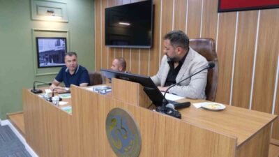 Sorgun Belediye Başkanı Erkut Ekinci, muhtarlarla birlikte toplantı düzenledi. Sorgun’daki