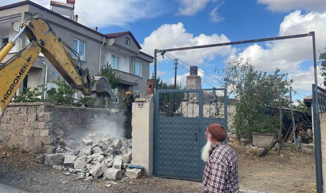 Sorgun Belediyesi, şehir genelinde tespit edilen kaçak ve imara aykırı