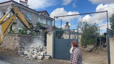 Sorgun Belediyesi, şehir genelinde tespit edilen kaçak ve imara aykırı